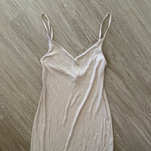 Joah Brown V Neck Dress - Picture 7 of 9